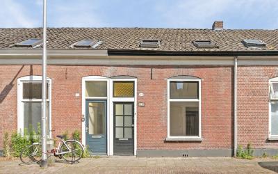 Akkerstraat 13