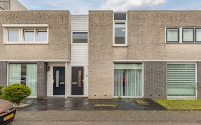 Rijssenstra. 3