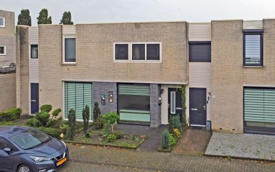 Rijssenstra. 6