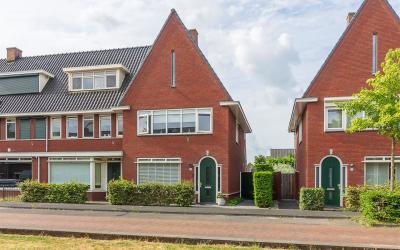 Valkenswaar. 42