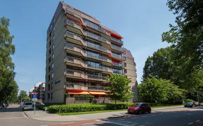 Professor C. 740
