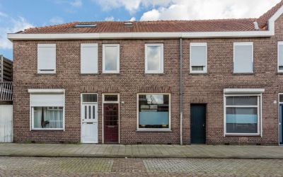 Arent van 's Gravesandestraat 4
