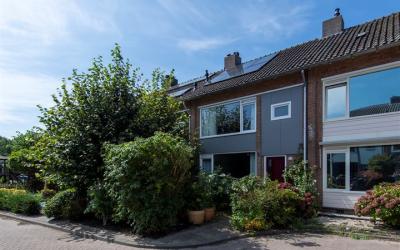 Luchthavenl. 63