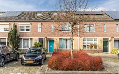 Hoogkarspel. 9