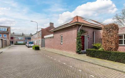 Sint Lucass. 9-A