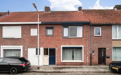 Graaf Arnol. 23