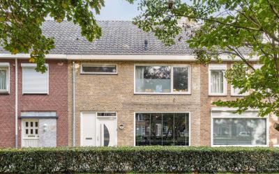 Koninginneh. 2