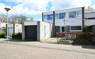 Van Limburg. 7
