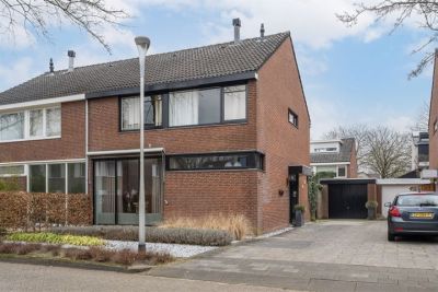 Vlierlaan 18