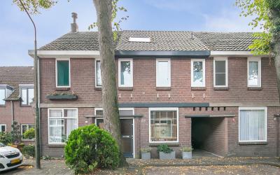 Hoogstraat 87