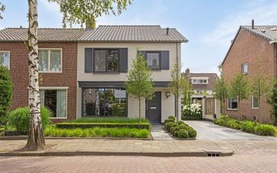 Pater van den Elsenstraat 10