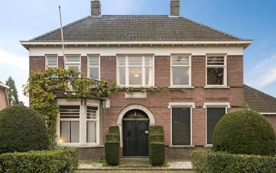 Raadhuisstr. 27