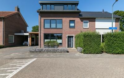 Schout van. 6