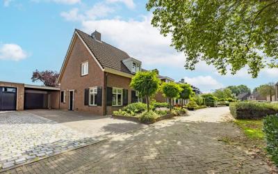 De Armhoef 23