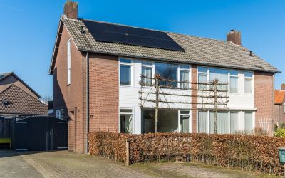 Esdoornlaan 17