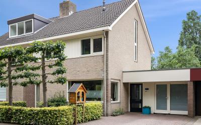 Doornboomst. 10