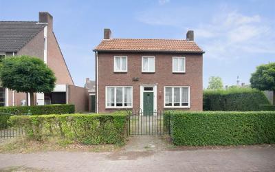 Rogier van. 24