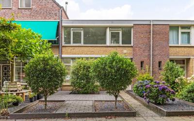 Rijnstraat 16