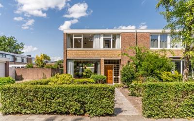 Rijnstraat 8