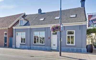 Dorpsstraat 77