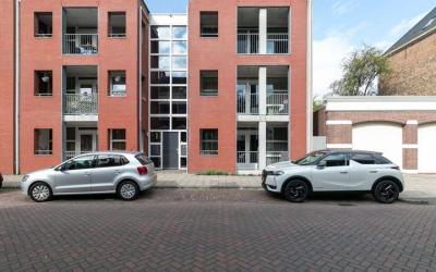 Grotestraat 103