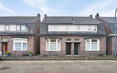 Baardwijkse. 56