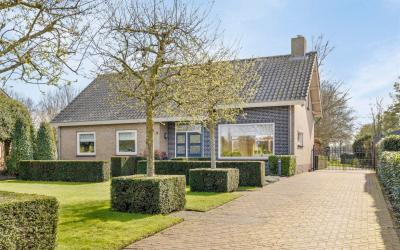 Bloemendaal. 6