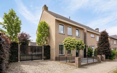 Eerste Zeine 19