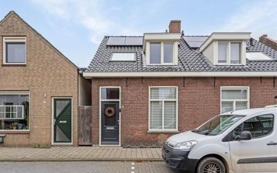 Eerste Zeine 18