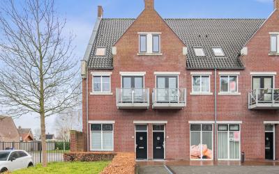 Achter 't R. 10