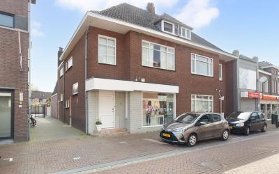 Hoofdstraat 44