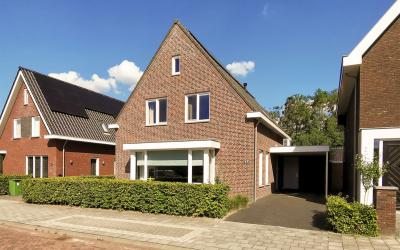 De Hooivork 17