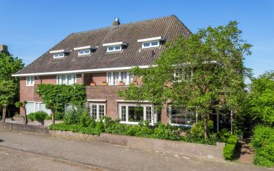 Willem van. 33