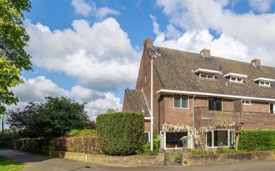 Willem van. 87