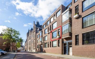 Sint Joseph. 72