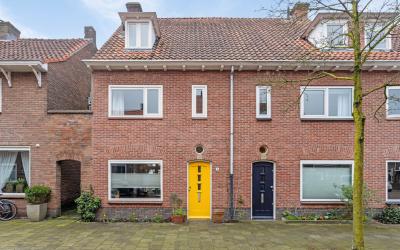 Esdoornstraat 9