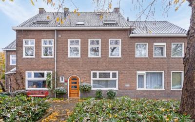 Parallelweg 18