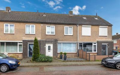 Karel Doorm. 28