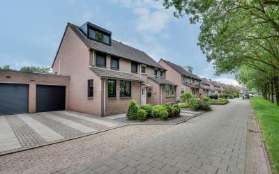 Sluisweg 42