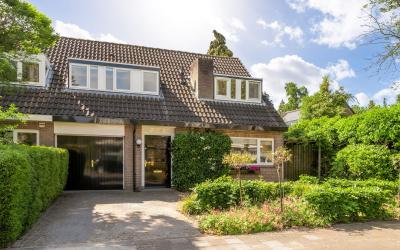 Leliestraat 8