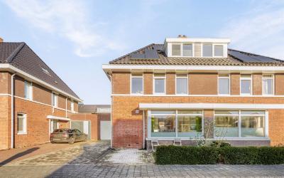 Etudestraat 16
