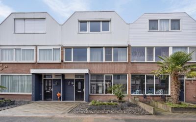 Bastiaan de. 21