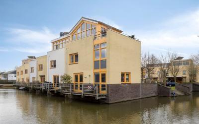 De Beekdam 13