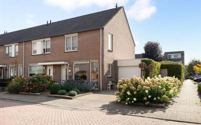 Schout van. 11