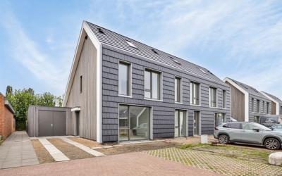 Hof van Her. 1