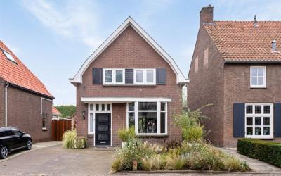 Hoogstraat 134