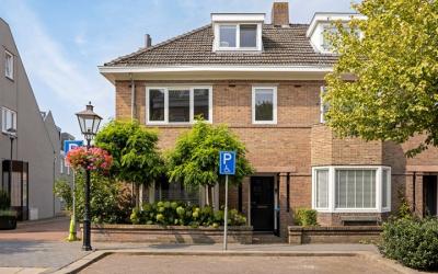 Dorpsstraat 14