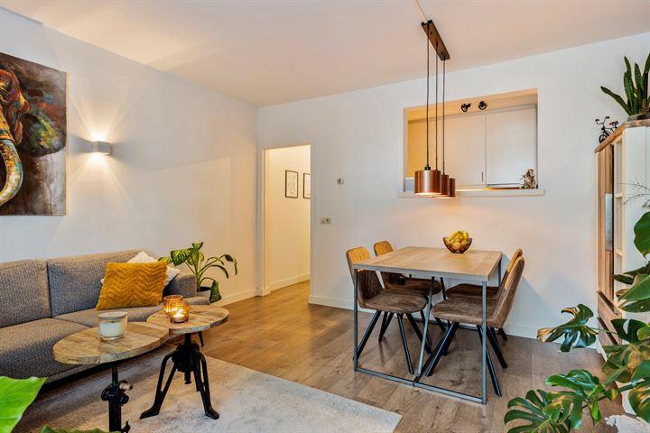 Appartement te koop: Van Voorst tot Voorststraat 29, Vught