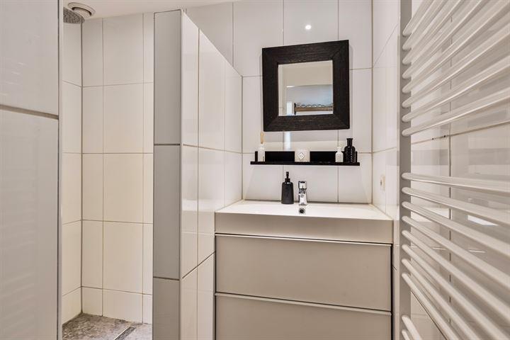 Appartement te koop: Van Voorst tot Voorststraat 29, Vught