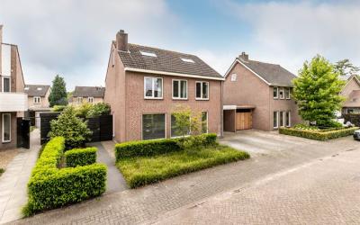 Sint Joriss. 17